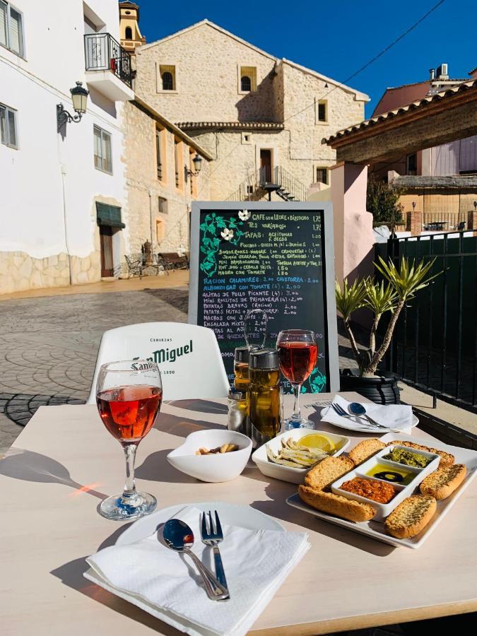 Casa Blanca Bed and Breakfast Castell De Castells Eksteriør billede